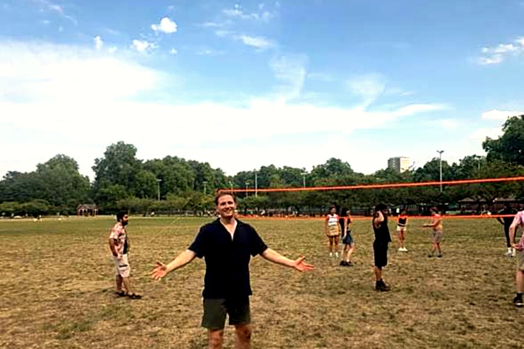 LetsLoop's First Community Event: Sunday Volleyball in Battersea Park